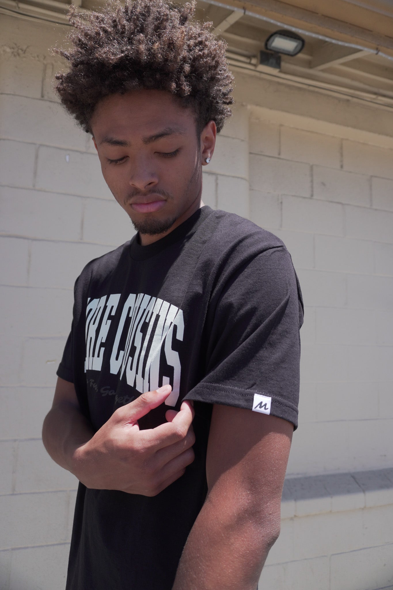 More Cousins Arch Tee (Black/Ivory)